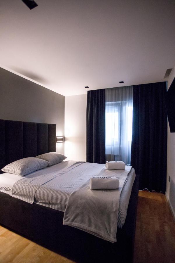 House Of Mac Apartments Ni Exteriör bild